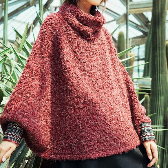 Aporia.as Boucle Turtle Neck Poncho Cape Sweater - Picture 3 of 4